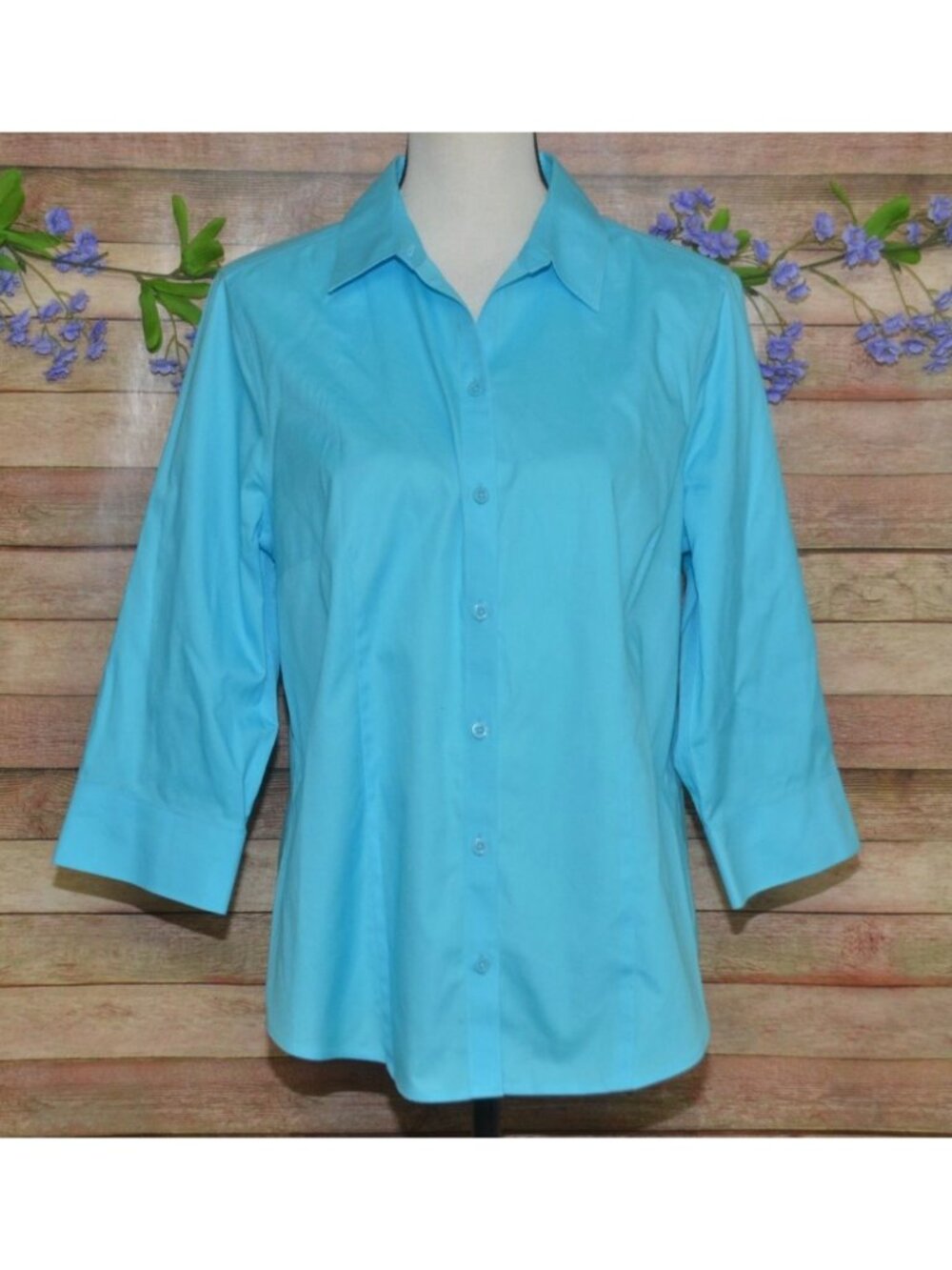Chico's Blue Womens Button Up Non Iron Shirt Size 1 US M Cotton 3/4 Sleeve Class